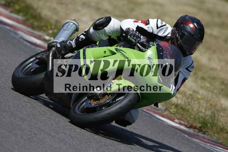 /Archiv-2023/28 05.06.2023 Moto Club Anneau du Rhin/vert-medium/14